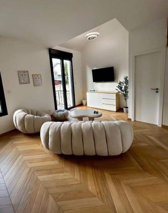 Maison Cosy, Grand Paris, A 3 Minutes Du Metro วีลุชวีฟ ภายนอก รูปภาพ